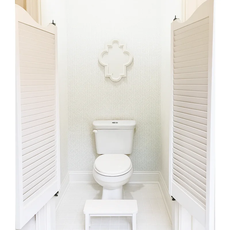 Aluminium Louvre Doors in Bathroom